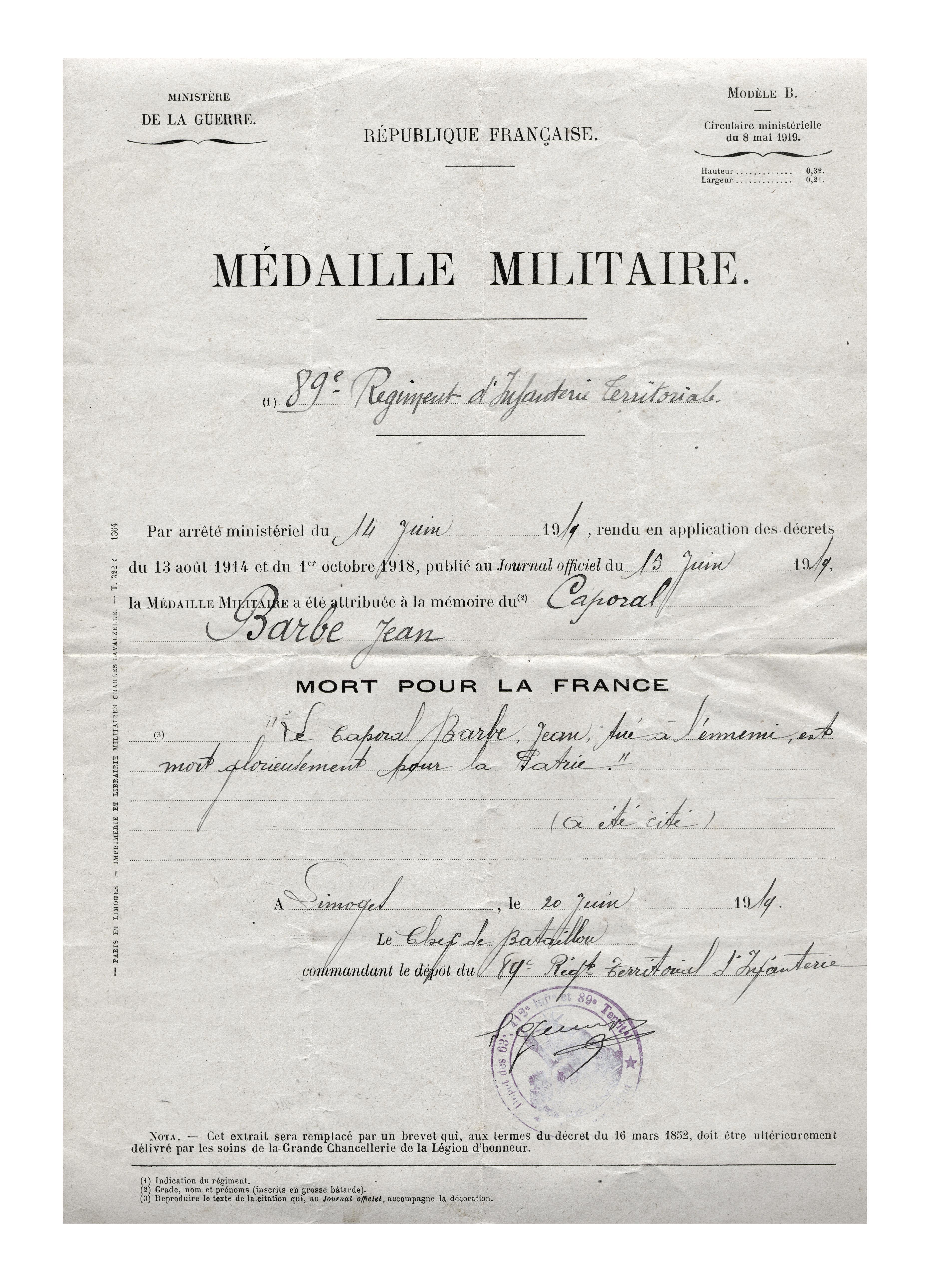 Médaille militaire attribuée à Jean Barbe.