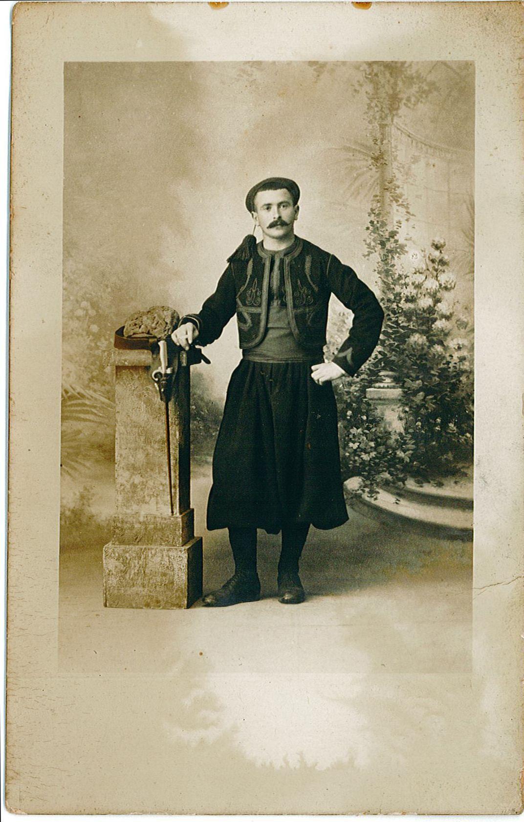 Portrait de Jean Bertrand pendant la Première guerre mondiale.